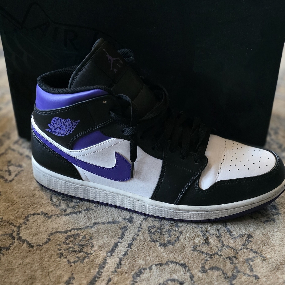Nike Air Jordan 1 Dark Iris